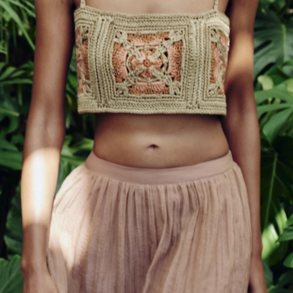 NWT Zara crochet crop top size small